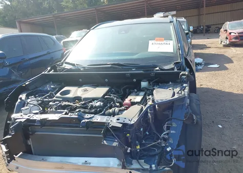 2022 Toyota Rav4 Xle z USA, uszkodzony, nr VIN 2T3W1RFV5NW230134